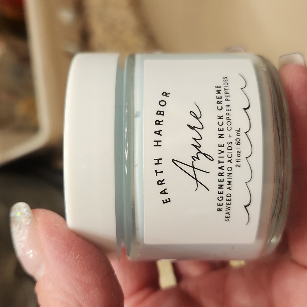 Neck cream - Picture 2 of 2